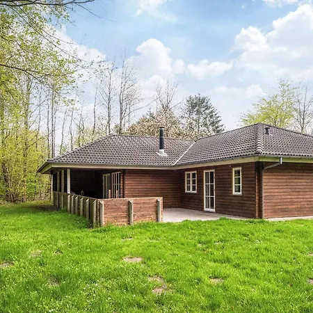Holiday home Kejserkabevej